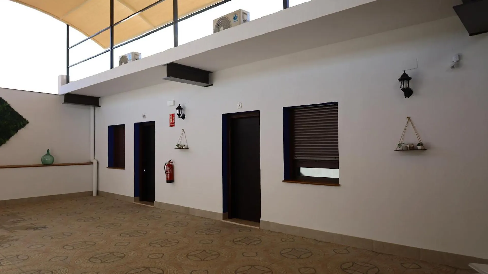 Hospedium Dlj Hostal La Paz Marmolejo Parking Gratis