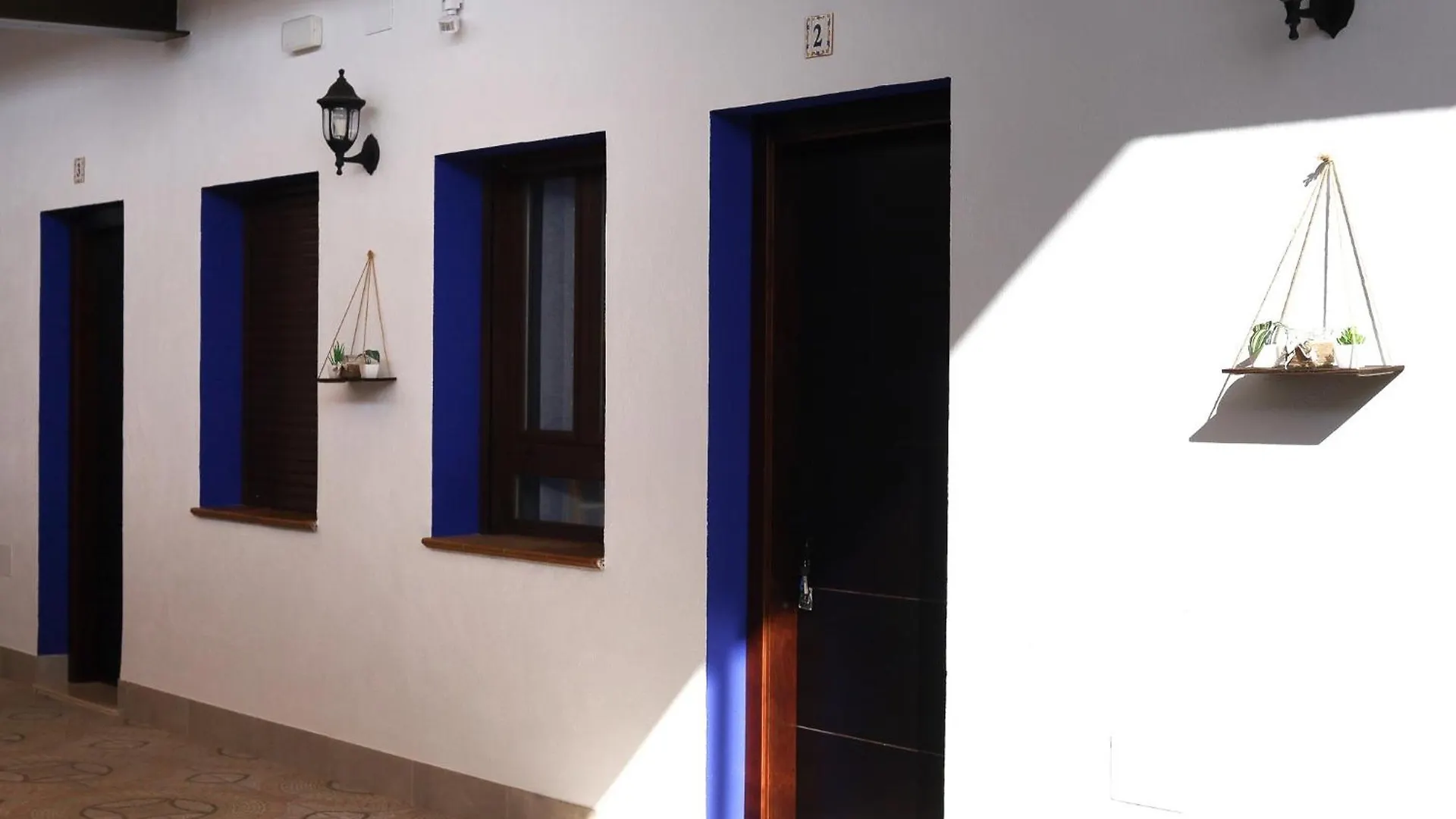 Guest house Hospedium Dlj Hostal La Paz Marmolejo Parking Gratis Spain